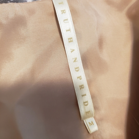 Truth And Pride Animal Print Silk Blazer Size Medium, Stylish, Business Casual - Picture 8 of 12